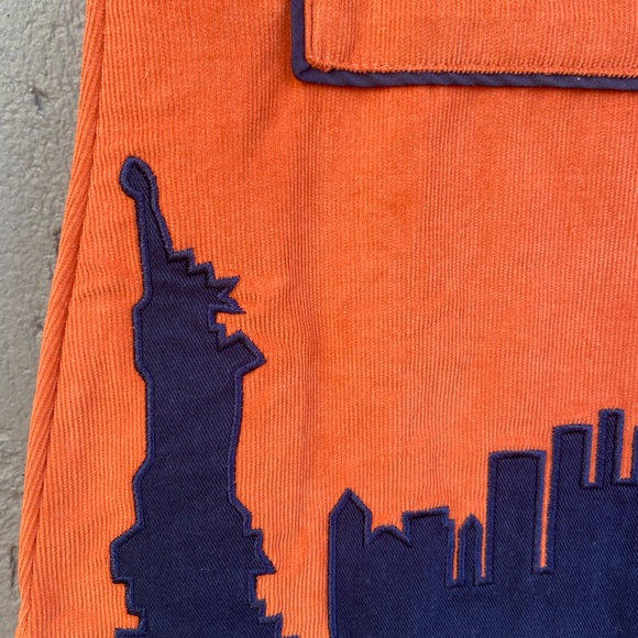 The Dragon and The Rabbit Girl Size 4T Sleeveless Corduroy Dress NYC Skyline NWT - Picture 4 of 4